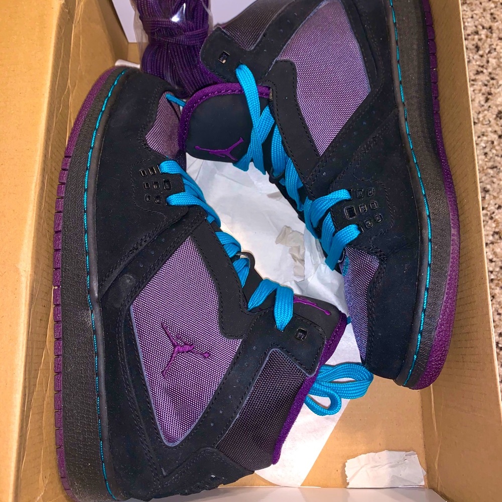 Youth Jordans